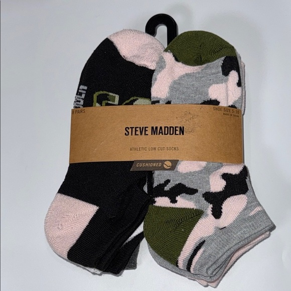 New Steve Madden Athletic Socks Black and Green - Picture 1 of 10
